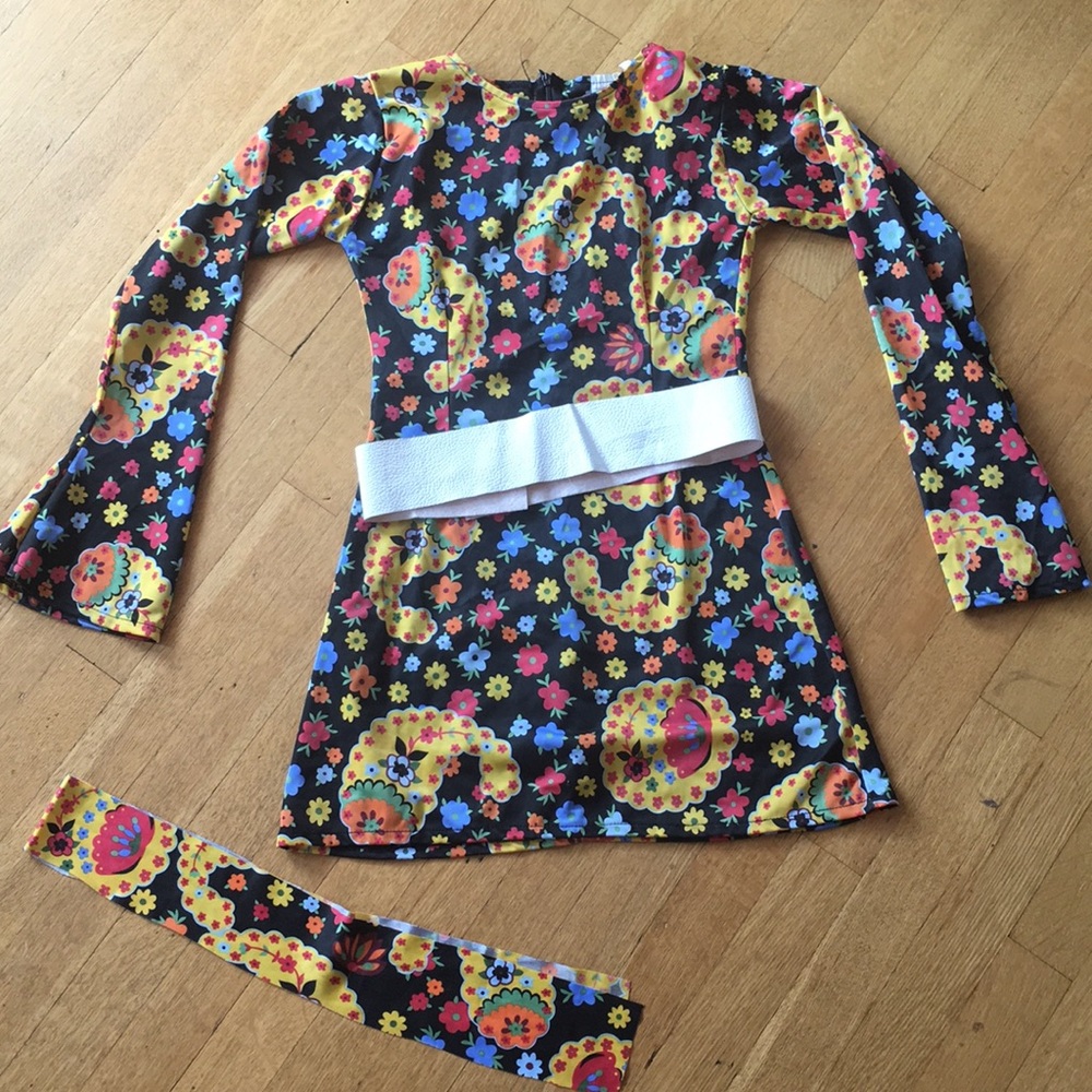 Girls Go Go Hippie Costume